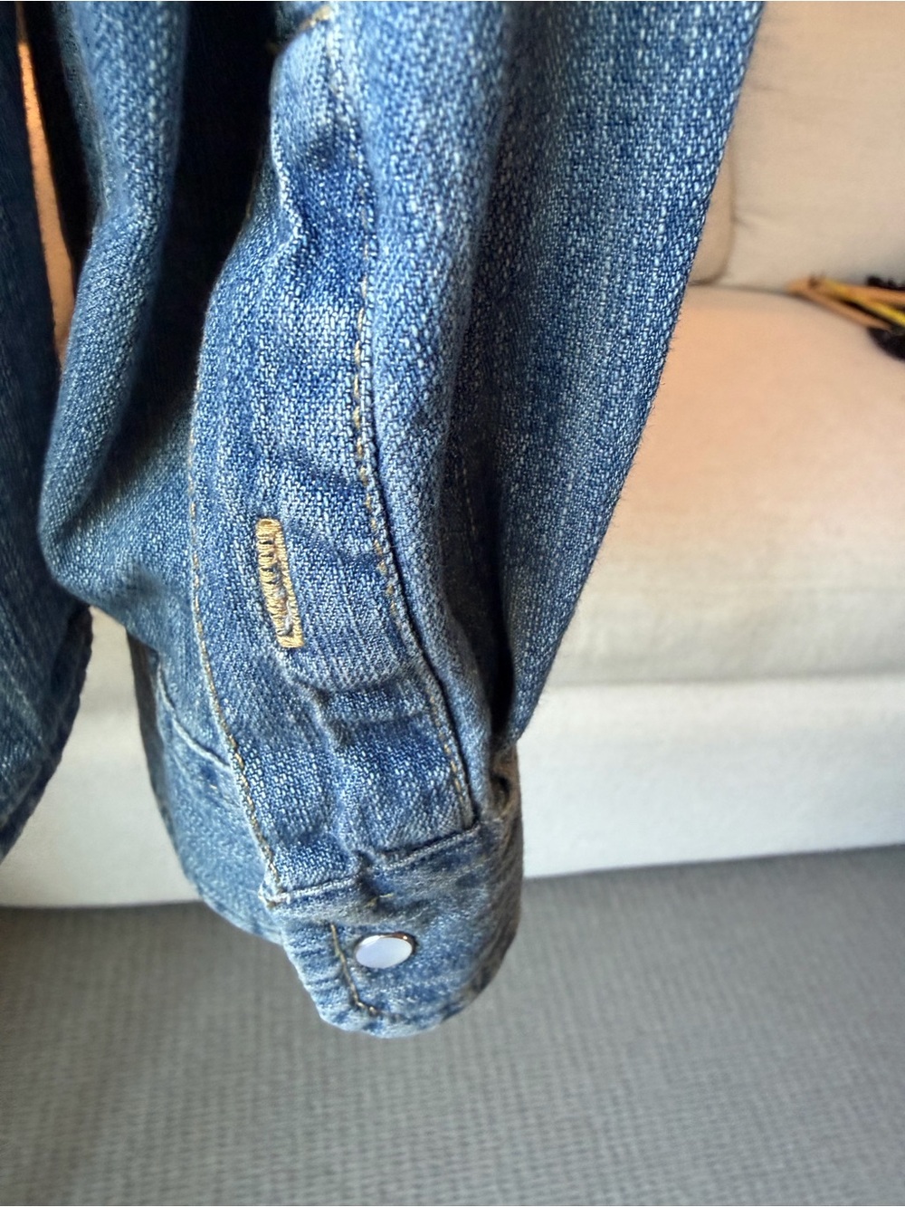Men’s Levi's Blue Denim Western Snap Shirt NWOT - Picture 6 of 12